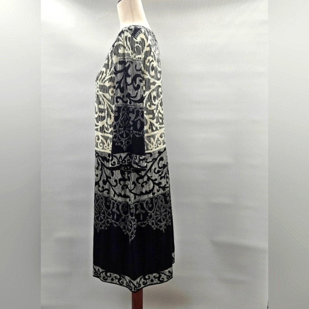 Donna Morgan Black and White Long-Sleeve Scroll Print Dress - Picture 3 of 7